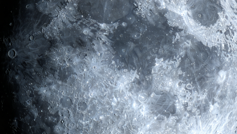 “最清晰的月球照片”有多震撼？ NASA发布“最清晰的月球照片”