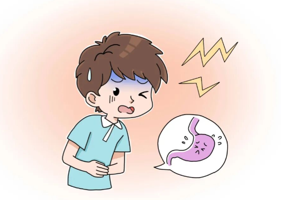 这些高危人群建议尽早做胃镜 越来越多的年轻人被胃病困扰