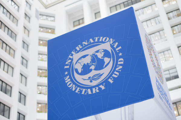 IMF将下调全球经济增长预期 中东战事对全球经济发展带来冲击