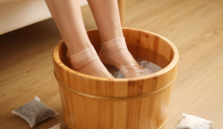 睡前泡脚坚持一个月，2026睡前泡脚祛湿排寒