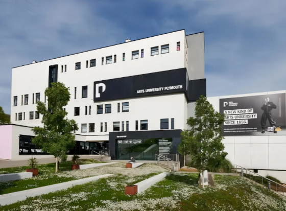 普利茅斯艺术大学留学生招生要求2026 普利茅斯艺术大学图形传播专业录取标准2026