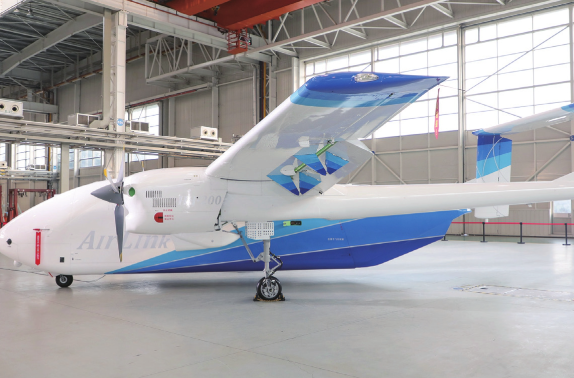 中国自研“无人飞行卡车”首飞成功 HH-200航空商用无人运输系统成功试飞