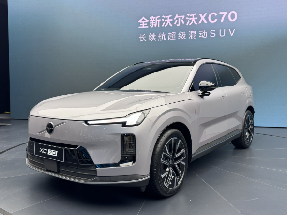沃尔沃XC70新车型上市，沃尔沃XC70 99周年感恩版有啥亮点?