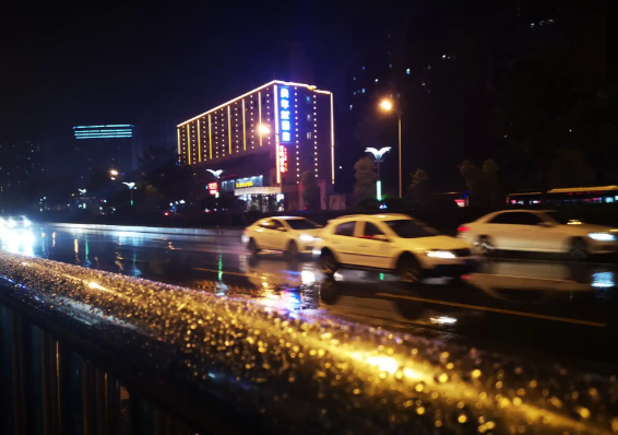 17日起南方主雨带进一步南压 四月下旬有新一股冷空气带来大范围降温