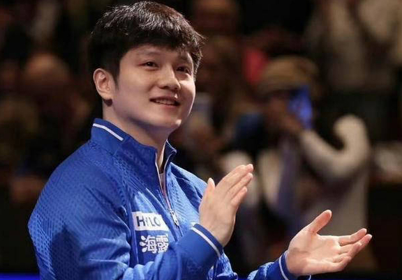 樊振东英文感谢球迷支持 樊振东将于2026年7月1日转会至杜塞尔多夫俱乐部 樊振东英文感谢球迷支持 樊振东将于2026年7月1日转会至杜塞尔多夫俱乐部