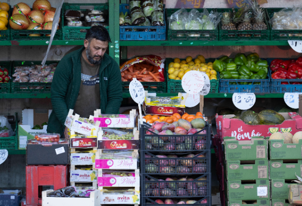 英国3月份CPI升至3.3% 3月英国每升汽油的价格上涨8.6%