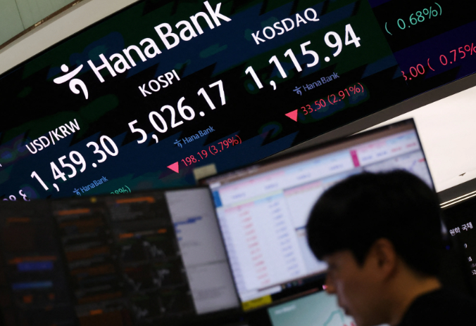韩国首尔综指日内涨幅扩大至2.1%，韩国综指会到8000点吗?