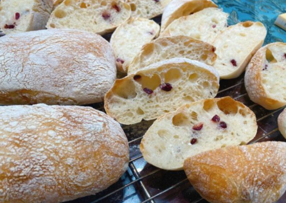 “万物”皆可夹这种面包最近卖爆了 恰巴塔面包适合控糖减脂人群食用