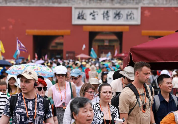 中国旅游业正在发生这些变化 2025年我国入境旅游人次达1.545亿