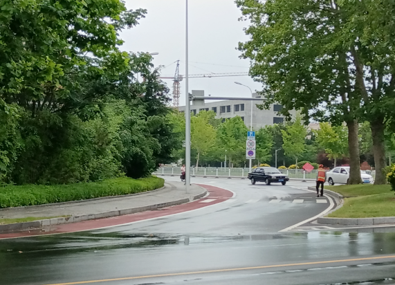 4月24日至25日海南岛中部局地有大暴雨天气 未来三天北方地区多大风天气