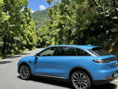20万选科技怪兽零跑C11好吗？ 2026零跑C11是周末带娃神器吗？