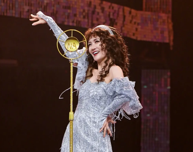 谢娜开演唱会上瘾了 2026谢娜跨界开唱上瘾