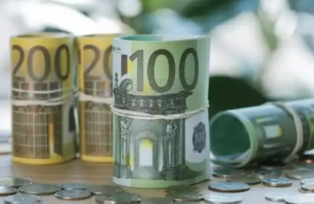 德国税收预测遭大幅下调,但欧洲央行释放明确的加息信号 德国税收预测遭大幅下调,但欧洲央行释放明确的加息信号