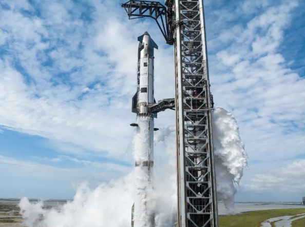 SpaceX完成星舰V3的发射演练 星舰V3的组合体高达124.4米刷新世界最高火箭记录