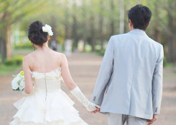 “三无婚礼”为何获赞 更多年轻人追求简约婚礼