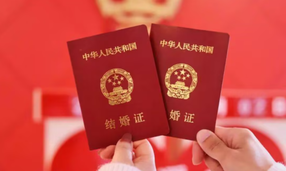 一场婚礼还在掏空三代人吗 我国农村彩礼平均金额达到14万元左右