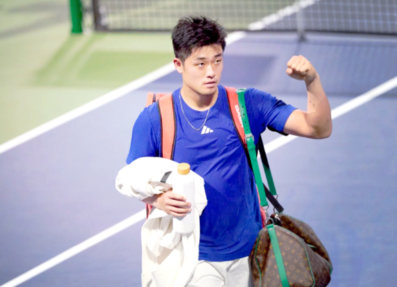 吴易昺晋级2026年法网公开赛第二轮 吴易昺获得职业生涯大满贯正赛第5胜