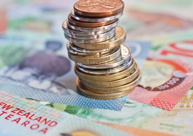 新西兰央行维持OCR在2.25%不变，市场警告需更快加息