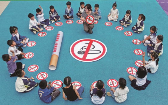 16家组织呼吁普速列车全面禁烟 今年是《烟草控制框架公约》在我国生效20周年
