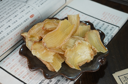 羚角钩藤汤的功效有哪些 羚角钩藤汤可以给小孩服用吗