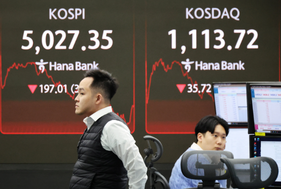 韩国股市开盘暴跌触发熔断，今日韩国股市大跌逾8%