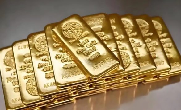 现货黄金再次突破4400美元 机构认为现货黄金有望冲高至5000美元/盎司
