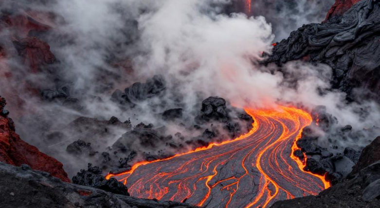 瓦努阿图火山地热怎样支撑小众温泉度假村的差异化？