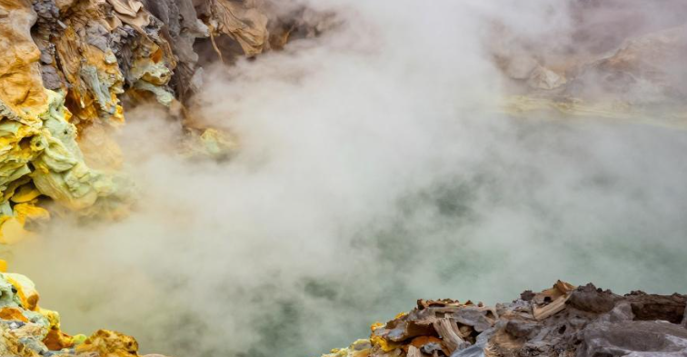 苏弗里耶尔火山口硫磺温泉为何能舒缓肌肉酸痛? 苏弗里耶尔火山口硫磺温泉为何能舒缓肌肉酸痛?