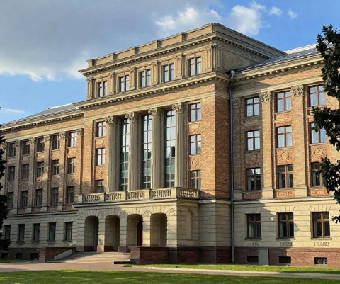 考纳斯理工大学如何结合立陶宛工业现状搭建实训平台? 2026考纳斯理工大学本土工业实训平台介绍