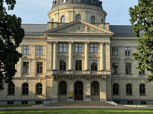 考纳斯理工大学如何结合立陶宛工业现状搭建实训平台? 2026考纳斯理工大学本土工业实训平台介绍