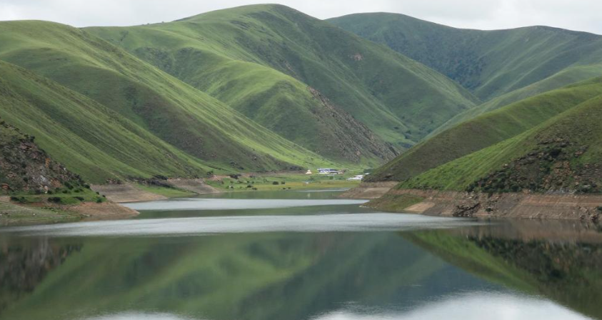 莱索托马洛蒂高地水库如何输出水电收益？