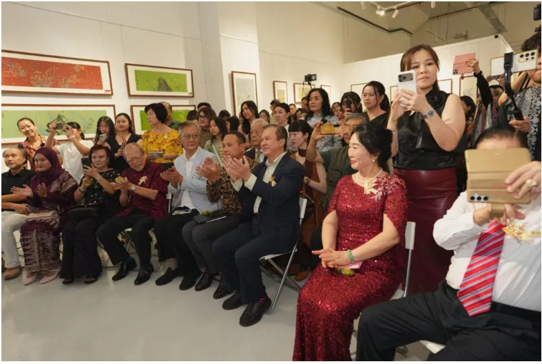展讯||《墨兰润南洋，香兰中华情》——著名艺术家刘小爱新加坡精品画展圆满落幕