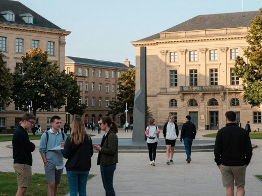 卢森堡大学如何依托西欧丘陵地貌设置跨境乡土文化研讨课? 2026卢森堡大学丘陵乡土文化研讨课参考