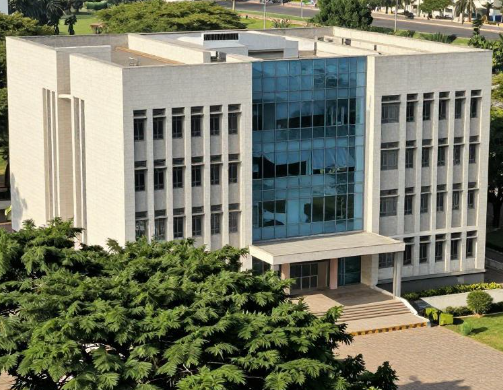 拉合尔工程技术大学如何依托印度河冲积平原开展水利教学? 2026拉合尔工程技术大学平原水利实训参考