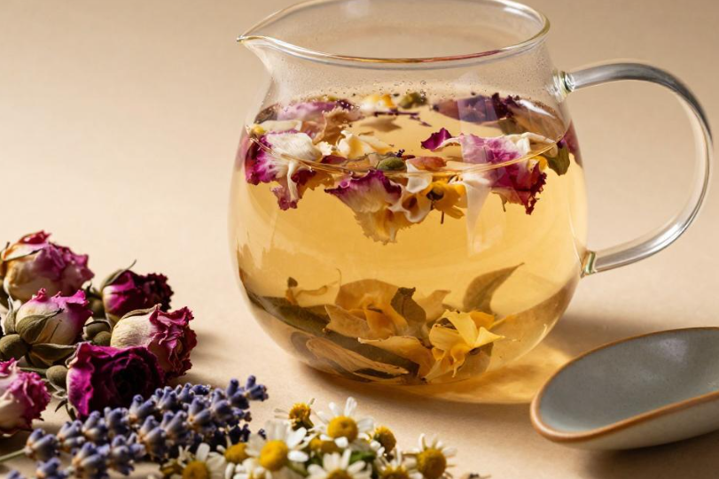 冲泡草本花茶时水温高低会影响浸出物吗？
