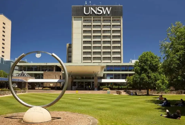 南威尔士大学石油工程专业录取标准2026 南威尔士大学本科留学生招生要求2026