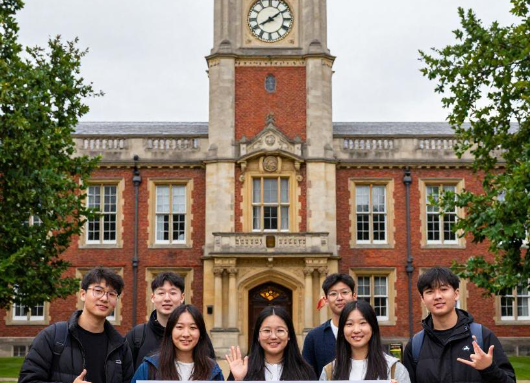 布里斯托大学冷门专业面试看重科普写作吗？