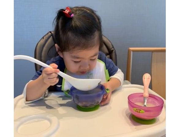 想训练宝宝自主进食？ 什么时候训练宝宝自主进食最好