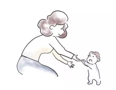 五个月宝宝不会伸手抱正常吗？怎样训练宝宝伸手要抱？