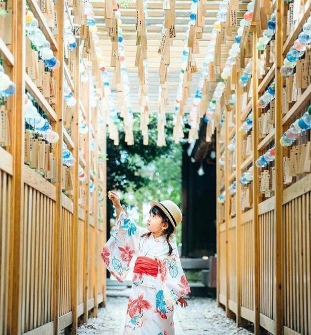 日本一妈妈给孩子拍摄的照片，走红了“朋友圈”，来看看他的构图、用光就知道了