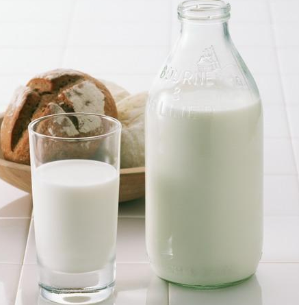 银屑病患者如何喝牛奶才更有营养?