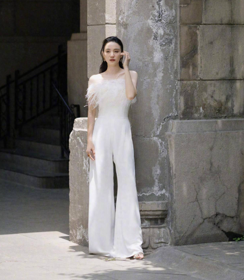 宋佳最新街拍照片2023 宋江最新穿搭同款衣服