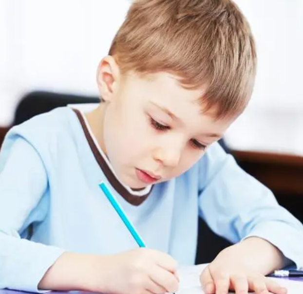 提高书写能力 孩子各阶段书写能力的发展