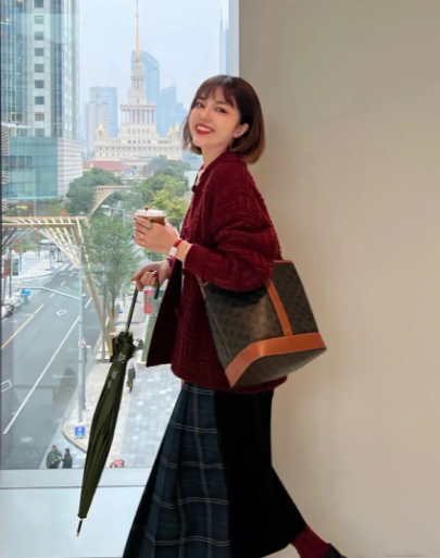 2026小年开运穿搭迎接马年好运,马年迎好运这样穿才有年味儿! 2026小年开运穿搭迎接马年好运,马年迎好运这样穿才有年味儿!