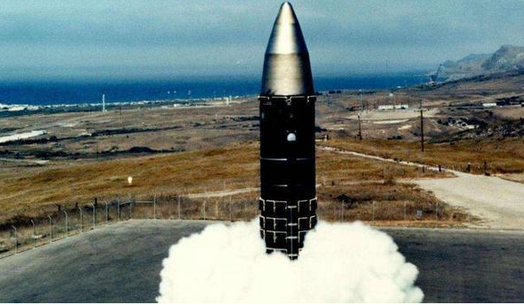 西方炒作俄在太空部署核武 普京回应俄罗斯一贯坚决反对在太空部署核武器