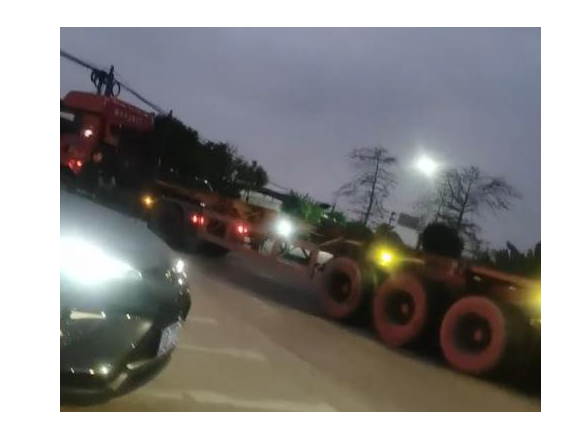 对话广州断桥事件“倒车拦车”车主 该事故造成5人死亡2人在医院救治 对话广州断桥事件“倒车拦车”车主 该事故造成5人死亡2人在医院救治