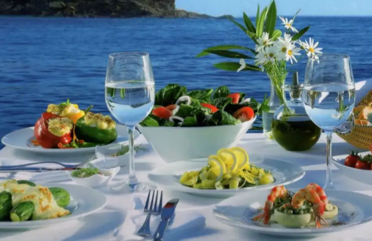 地中海饮食方法适合女性减肥吃吗(地中海饮食方法减肥可以吃吗)