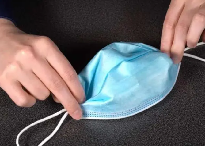 普通口罩打个结秒变N95(普通口罩打个结真的有用吗) 普通口罩打个结秒变N95(普通口罩打个结真的有用吗)
