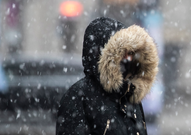 我国大部持续升温昼夜温差增大，11月中东部雨雪稀少需防燥